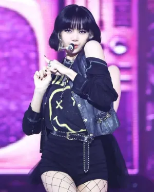 Blackpink Lovesick Girls Lisa Leather Vest