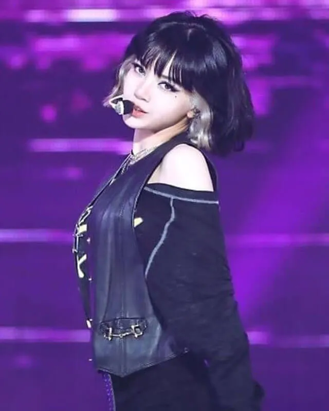 Blackpink Lovesick Girls Lisa Leather Vest