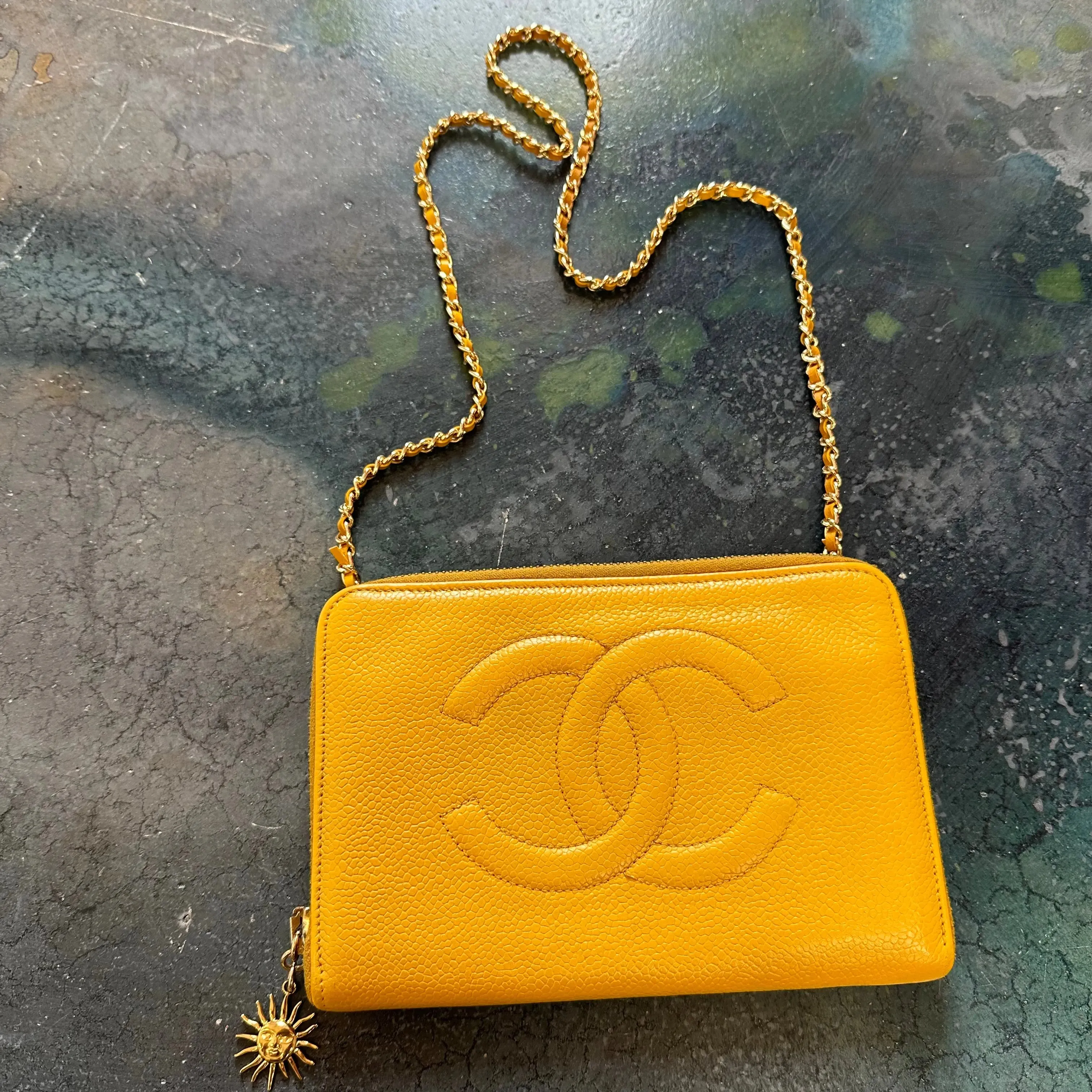 CHANEL Caviar Timeless Zip Organizer